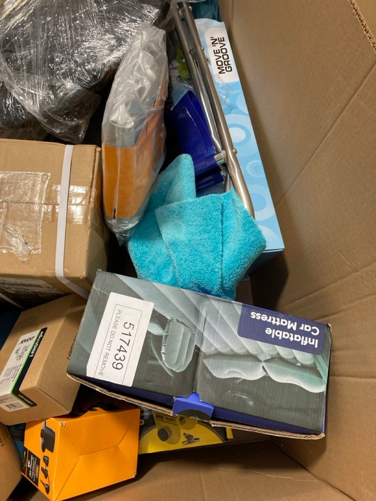 Lot 153  
            Marchington SR17 - Delivery or Collection 

                
PALLET OF ASSORTED ITEMS TO INCLUDE MAYPOLE SECURITY HITCH LOCK: LOCATION - A3 (K... - Image 2