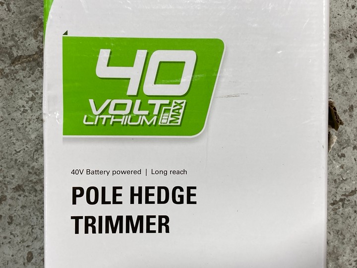 Lot 159  
            Marchington SR17 - Collection 

                
(COLLECTION ONLY) GREEN WORKS 40V CORDLESS HEDGE TRIMMER (18+ ID REQUIRED): LOCAT... - Image 4