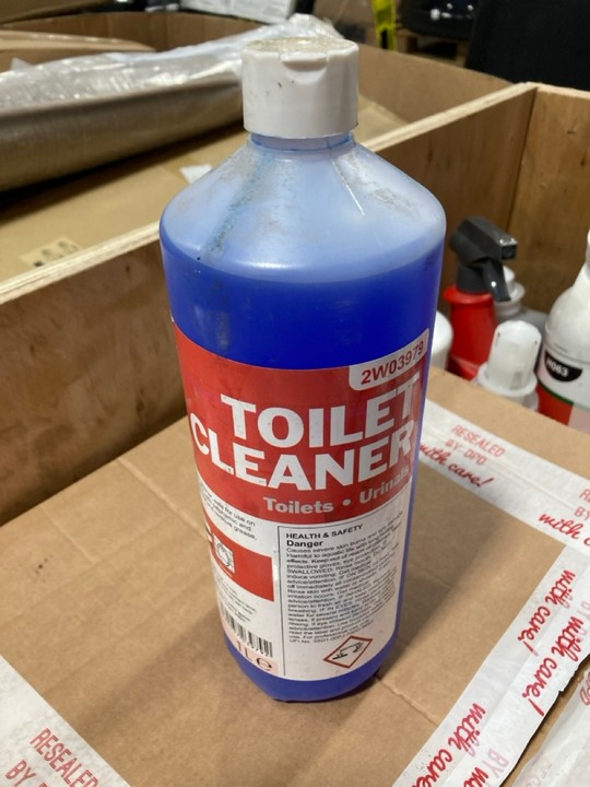 Lot 167  
            Marchington SR17 - Collection 

                
(COLLECTION ONLY) PALLET OF ASSORTED HOME CHEMICALS TO INCLUDE ACIDIC TOILET CLEA... - Image 3