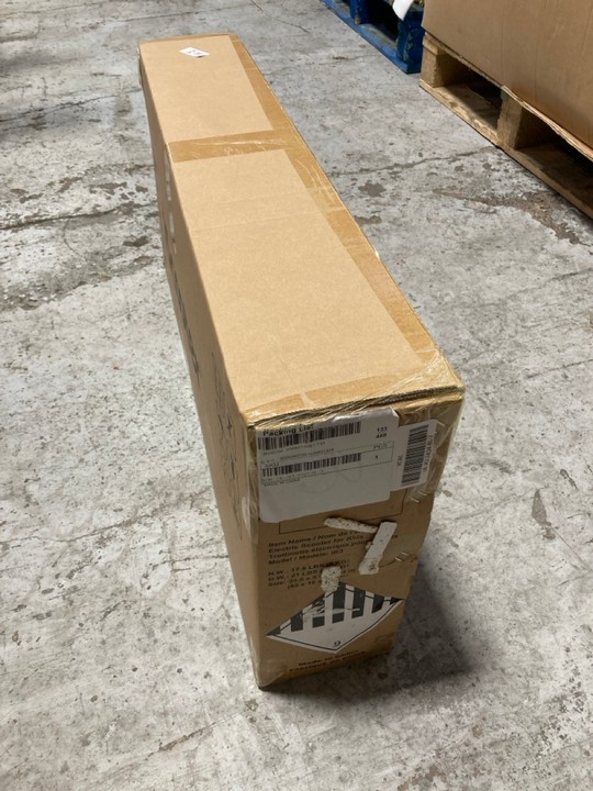 Lot 168  
            Marchington SR17 - Collection 

                
(COLLECTION ONLY) ISCOOTER ELECTRIC SCOOTER IN BLACK: LOCATION - A4 - Image 4