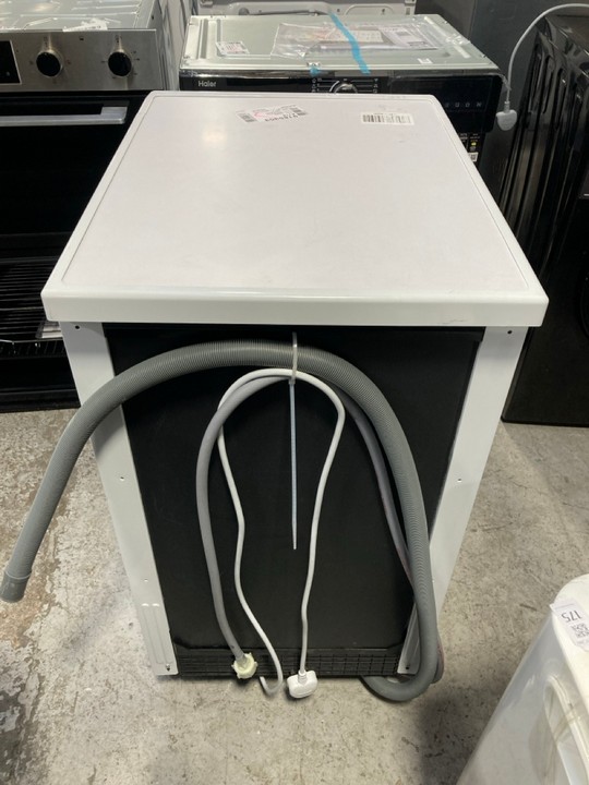 Lot 174  
            Marchington SR17 - Delivery or Collection 

                
HISENSE SLIMLINE DISHWASHER : MODEL HS523E15WUK: LOCATION - B3 - Image 5