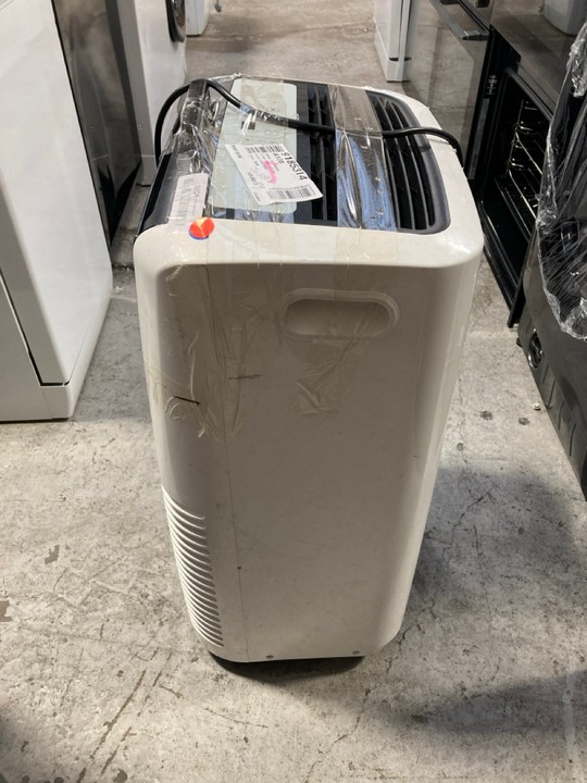 Lot 175  
            Marchington SR17 - Delivery or Collection 

                
DELONGHI PINGUINO LOCAL AIR CONDITIONING UNIT IN WHITE: LOCATION - B3 - Image 3