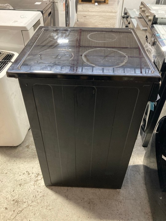 Lot 176  
            Marchington SR17 - Delivery or Collection 

                
HISENSE 60CM ELECTRIC COOKER WITH CERAMIC HOB: MODEL HDE3211BBUK - ORIGINAL RRP £... - Image 4