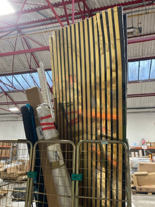 Lot 179  
            Marchington SR17 - Delivery or Collection 

                
CAGE OF ASSORTED HARDWARE AND HOME DIY COMPONENTS (CAGE NOT INCLUDED): LOCATION -... - Image 4