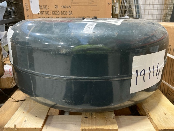 Lot 185  
            Marchington SR17 - Delivery or Collection 

                
ATIKER LPG GAS TANK IN GREY: LOCATION - A4 (KERBSIDE PALLET DELIVERY) - Image 3