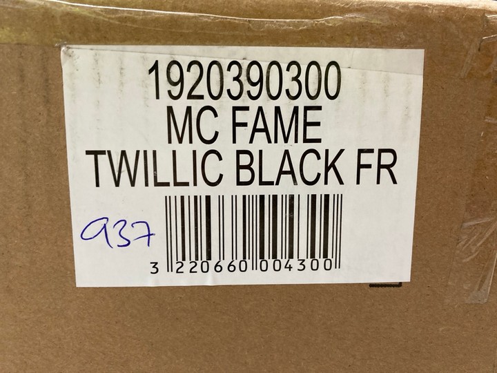 Lot 186  
            Marchington SR17 - Delivery or Collection 

                
MAXI COSI FAME STROLLER IN TWILIGHT BLACK - ORIGINAL RRP £929: LOCATION - A4 - Image 3