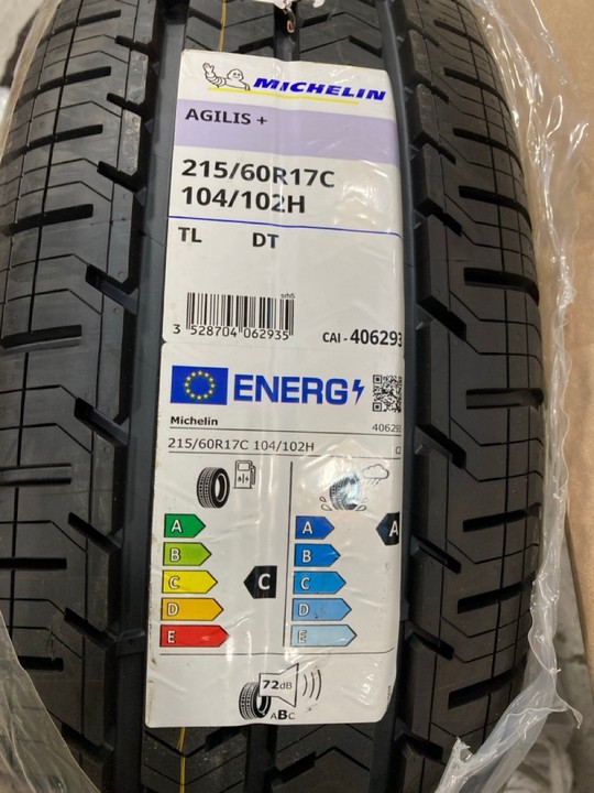 Lot 188  
            Marchington SR17 - Delivery or Collection 

                
QTY OF ASSORTED AUTOMOTIVE ITEMS TO INCLUDE MICHELIN AGILIS+ CAR TYRE : SIZE 215/... - Image 2
