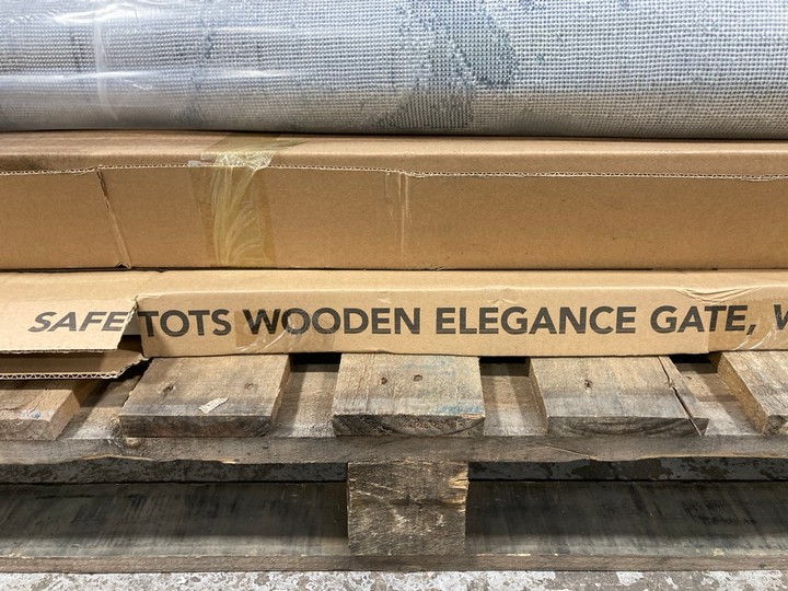 Lot 193  
            Marchington SR17 - Delivery or Collection 

                
PALLET OF ASSORTED ITEMS TO INCLUDE KEPLIN GARDEN 6FT FOLDING TABLE: LOCATION - A... - Image 4