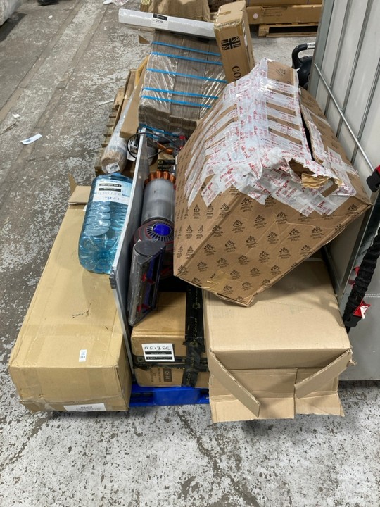 Lot 194  
            Marchington SR17 - Delivery or Collection 

                
PALLET OF ASSORTED ITEMS TO INCLUDE DYSON ANIMAL MULTI FLOOR CORDED UPRIGHT VACUU...