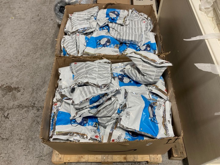 Lot 198  
            Marchington SR17 - Delivery or Collection 

                
PALLET OF 3M GAS/VAPOUR AND PARTICULATE RESPIRATOR FACE MASKS: LOCATION - A5 (KER...