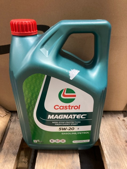 Lot 214  
            Marchington SR17 - Collection 

                
(COLLECTION ONLY) PALLET OF ASSORTED VEHICLE ITEMS TO INCLUDE CASTROL MAGNATEC 5W... - Image 2