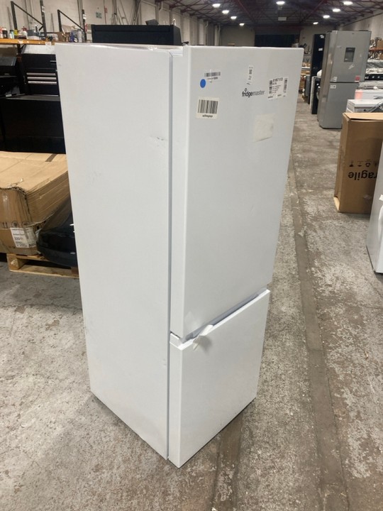 Lot 22  
            Marchington SR17 - Delivery or Collection 

                
FRIDGEMASTER FREESTANDING FRIDGE FREEZER MODEL : MC50175A - ORIGINAL RRP - £209: ... - Image 3