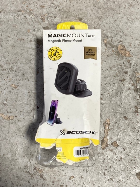 Lot 234  
            Marchington SR17 - Delivery or Collection 

                
PALLET OF ASSORTED ITEMS TO INCLUDE BOSCH AEROTWIN WINDSCREEN WIPER BLADE SET: LO... - Image 3