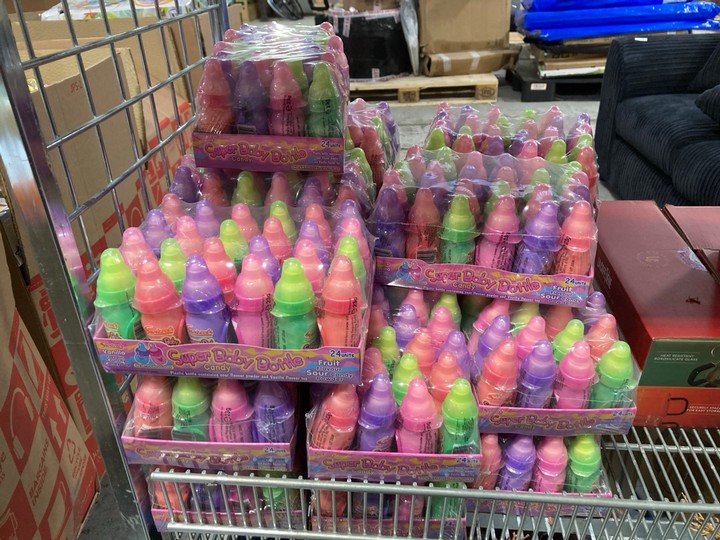 Lot 244  
            Marchington SR17 - Collection 

                
(COLLECTION ONLY) QTY OF ASSORTED ITEMS TO INCLUDE BOSCH VEHICLE AIR FILTER AND C... - Image 2