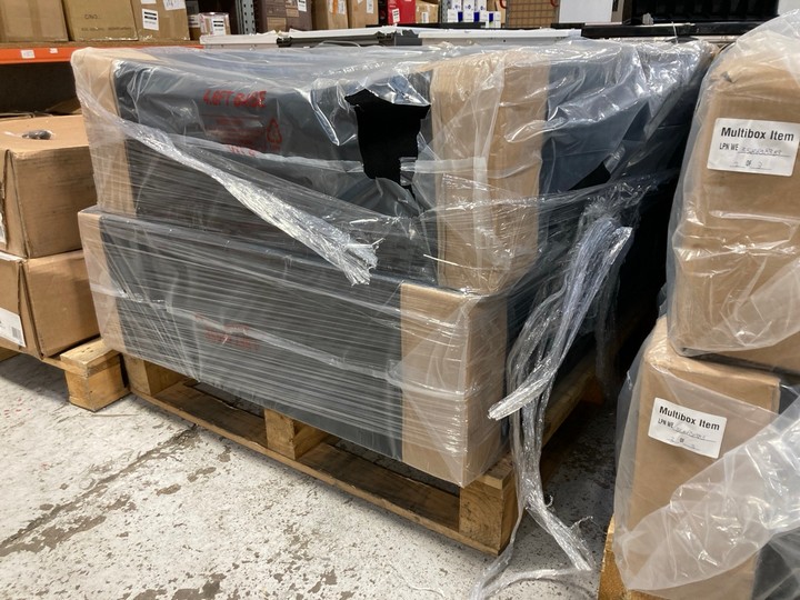 Lot 260  
            Marchington SR17 - Delivery or Collection 

                
DOUBLE DIVAN BASE IN BLACK: LOCATION - B4 - Image 3