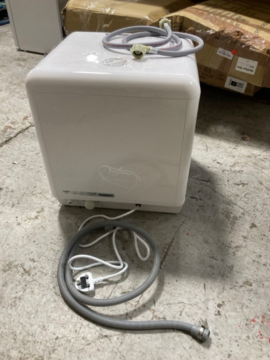 Lot 288  
            Marchington SR17 - Delivery or Collection 

                
COMFEE TABLE TOP DISHWASHER MODEL : CDWMT305W - ORIGINAL RRP - £269: LOCATION - B6 - Image 4