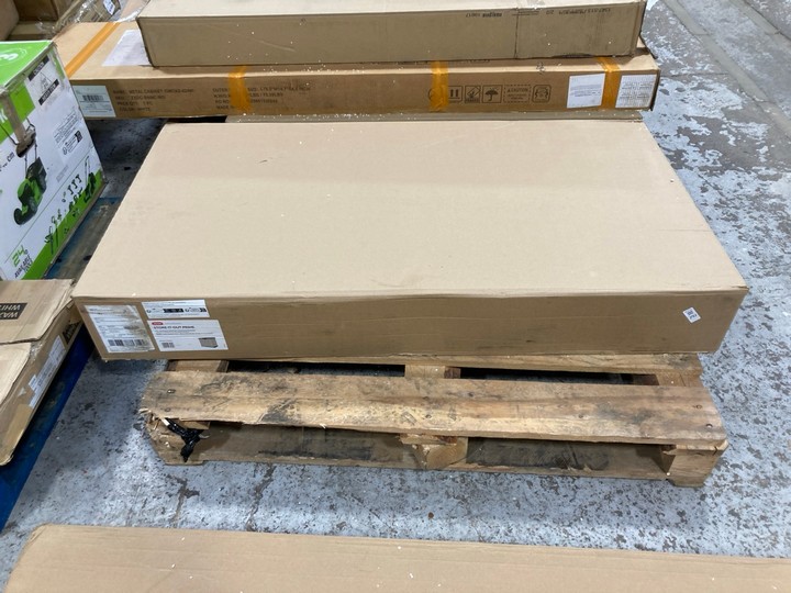 Lot 292  
            Marchington SR17 - Delivery or Collection 

                
KETER STORE IT OUT PRIME OUTDOOR STORAGE UNIT: LOCATION - B6