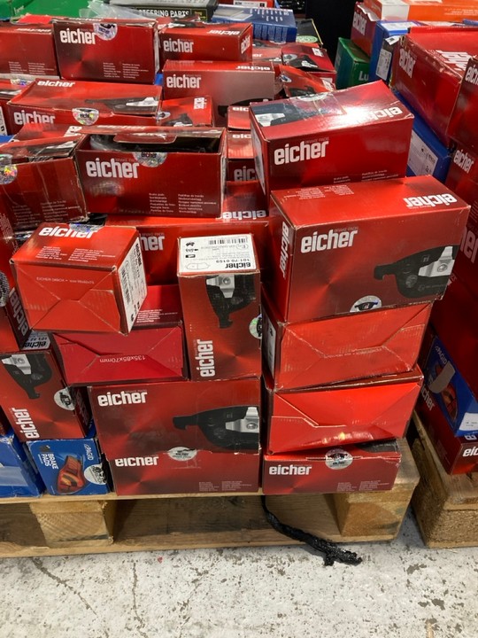 Lot 311  
            Marchington SR17 - Delivery or Collection 

                
PALLET OF ASSORTED VEHICLE PARTS TO INCLUDE BOSCH P 9192 OIL FILTER: LOCATION - B... - Image 2