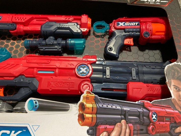 Lot 319  
            Marchington SR17 - Delivery or Collection 

                
XSHOT ULTIMATE SHOOTOUT PACK CHILDRENS PLAYSET: LOCATION - B6 - Image 3