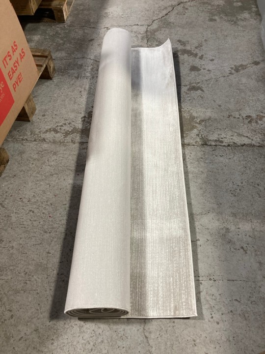 Lot 325  
            Marchington SR17 - Delivery or Collection 

                
THE RUGS CARMEL LARGE FLOOR RUG IN GREY/CREAM : SIZE 200 X 290CM: LOCATION - BR5