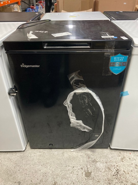 Lot 35  
            Marchington SR17 - Delivery or Collection 

                
FRIDGEMASTER 142L CHEST FREEZER MODEL : MCF142EB - ORIGINAL RRP - £169: LOCATION ...