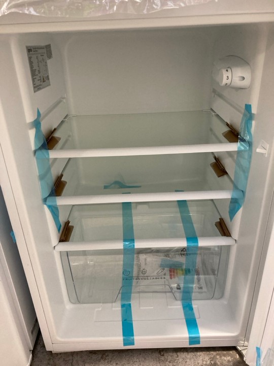 Lot 40  
            Marchington SR17 - Delivery or Collection 

                
IGENIX UNDER COUNTER LARDER FRIDGE MODEL : IG255W - ORIGINAL RRP - £149: LOCATION... - Image 2