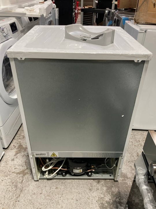 Lot 40  
            Marchington SR17 - Delivery or Collection 

                
IGENIX UNDER COUNTER LARDER FRIDGE MODEL : IG255W - ORIGINAL RRP - £149: LOCATION... - Image 5