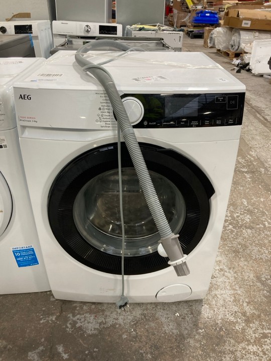 Lot 44  
            Marchington SR17 - Delivery or Collection 

                
AEG 7000 PROSTEAM 9KG WASHING MACHINE: MODEL LFR73944B - ORIGINAL RRP £749: LOCAT...