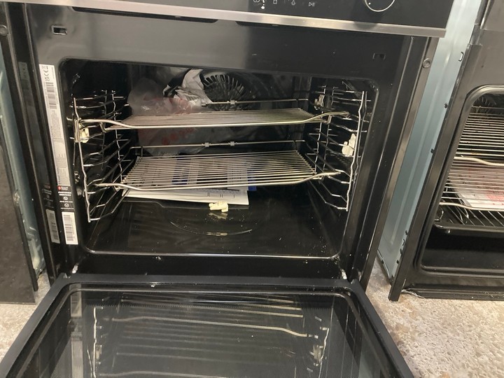 Lot 52  
            Marchington SR17 - Delivery or Collection 

                
RUSSELL HOBBS BUILT IN ELECTRIC FAN OVEN & MICROWAVE MODEL : RHMEO7202DS - ORIGIN... - Image 2