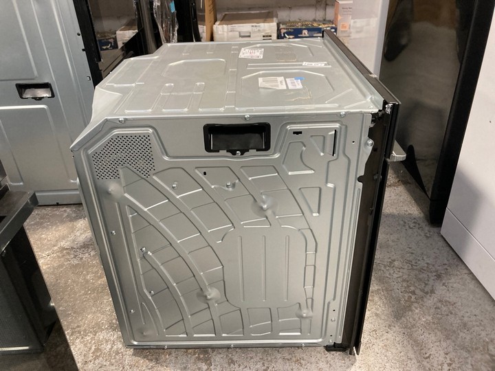 Lot 52  
            Marchington SR17 - Delivery or Collection 

                
RUSSELL HOBBS BUILT IN ELECTRIC FAN OVEN & MICROWAVE MODEL : RHMEO7202DS - ORIGIN... - Image 3