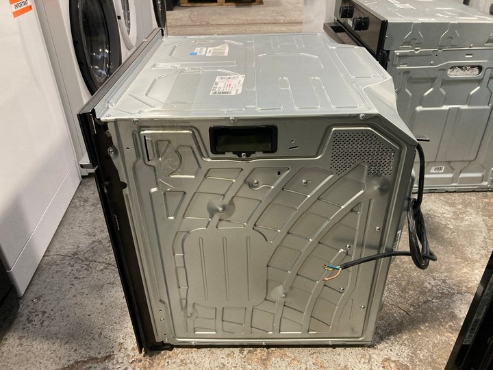 Lot 52  
            Marchington SR17 - Delivery or Collection 

                
RUSSELL HOBBS BUILT IN ELECTRIC FAN OVEN & MICROWAVE MODEL : RHMEO7202DS - ORIGIN... - Image 4