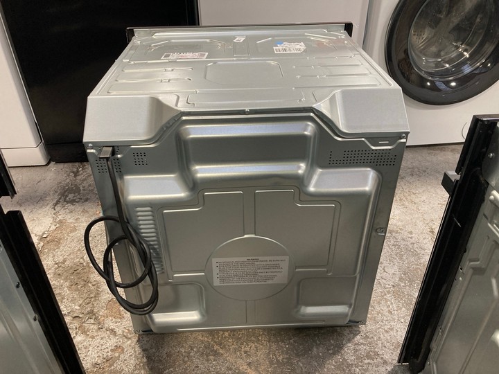 Lot 52  
            Marchington SR17 - Delivery or Collection 

                
RUSSELL HOBBS BUILT IN ELECTRIC FAN OVEN & MICROWAVE MODEL : RHMEO7202DS - ORIGIN... - Image 5