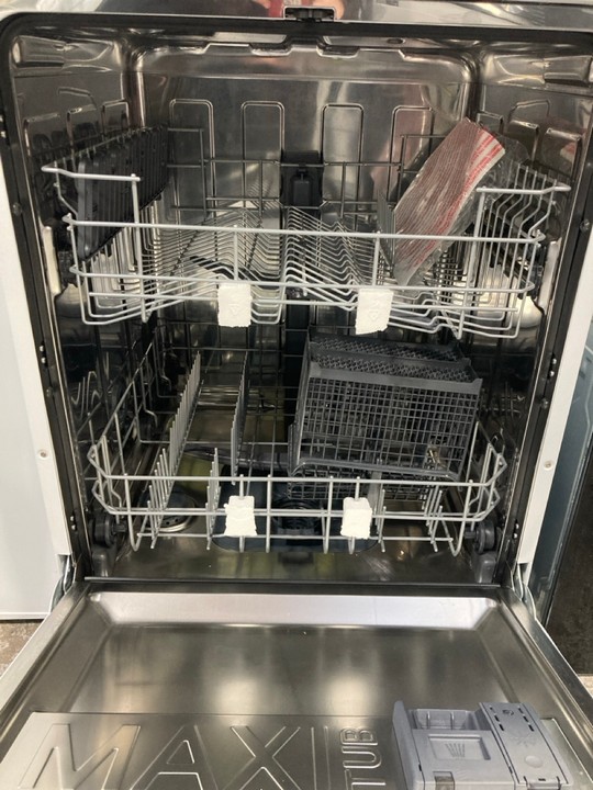 Lot 54  
            Marchington SR17 - Delivery or Collection 

                
CANDY RAPIDO DISHWASHER MODEL : CF3E9L0W-80 - ORIGINAL RRP - £289: LOCATION - B3 - Image 2