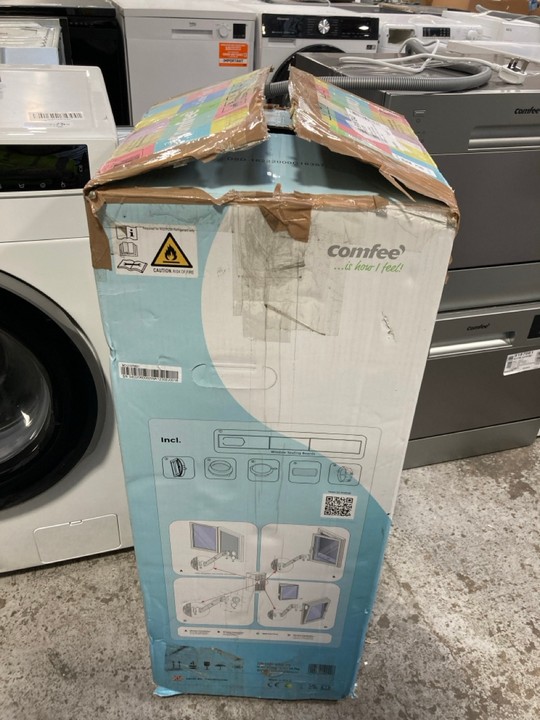 Lot 61  
            Marchington SR17 - Delivery or Collection 

                
COMFEE LOCAL AIR CONDITIONER BREEZY COOL PRO 7000 BTU/H 2.0KW: LOCATION - B3 - Image 3