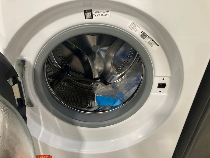 Lot 70  
            Marchington SR17 - Delivery or Collection 

                
INDESIT 7KG FREESTANDING WASHING MACHINE MODEL : MTWC71252WUK - ORIGINAL RRP - £2... - Image 2