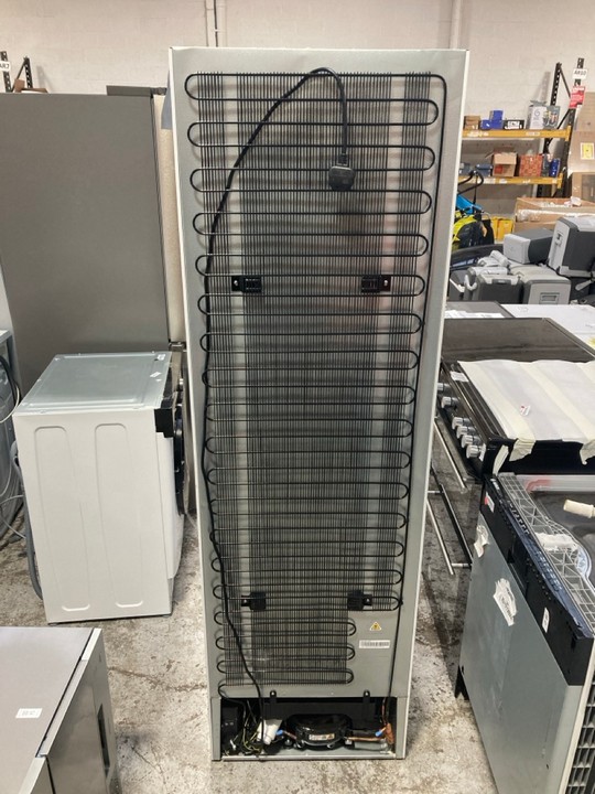 Lot 74  
            Marchington SR17 - Delivery or Collection 

                
HISENSE FROST FREE INTEGRATED FRIDGE FREEZER MODEL : RIB291F4AWE - ORIGINAL RRP -... - Image 5