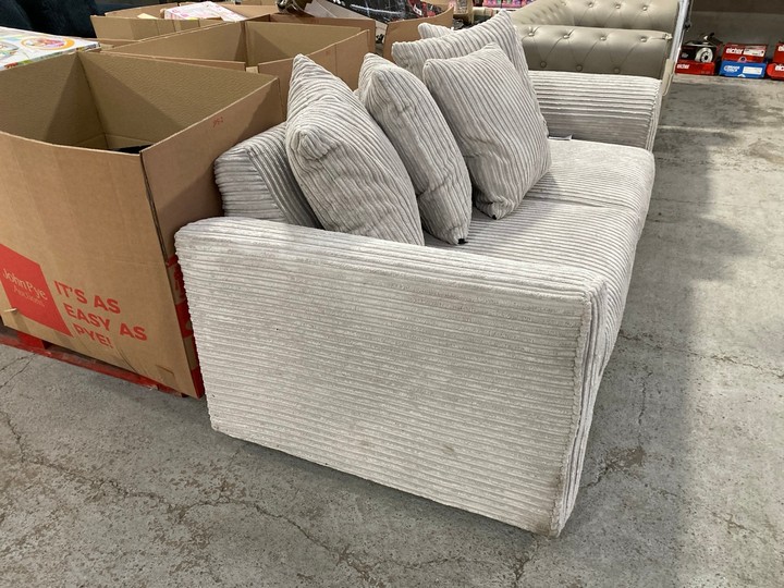 Lot 8  
            Marchington SR17 - Delivery or Collection 

                
3 SEATER JUMBO CORD SOFA IN SILVER GREY FABRIC: LOCATION - B1 - Image 2