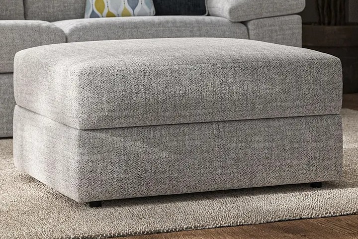 Lot 118  
            Marchington SR10 - Delivery or Collection 

                
OAK FURNITURELAND MORGAN STORAGE FOOTSTOOL IN SANTOS SILVER - ORIGINAL RRP £499.9...