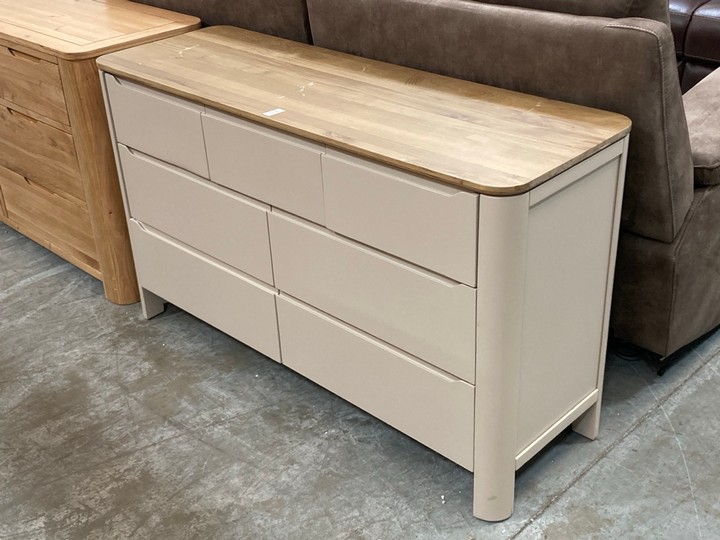 Lot 120  
            Marchington SR10 - Delivery or Collection 

                
OAK FURNITURELAND OTTO SMOKED OAK FINISH AND CASHMERE PAINTED 7 DRAWER CHEST - OR...