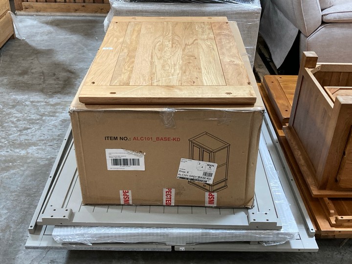 Lot 138  
            Marchington SR10 - Delivery or Collection 

                
OAK FURNITURELAND ST IVES NATURAL OAK AND LIGHT GREY PAINTED DOUBLE WARDROBE - OR...