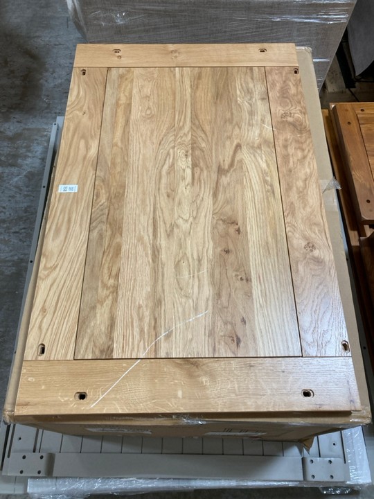 Lot 138  
            Marchington SR10 - Delivery or Collection 

                
OAK FURNITURELAND ST IVES NATURAL OAK AND LIGHT GREY PAINTED DOUBLE WARDROBE - OR...