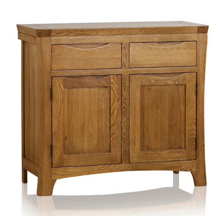 Lot 13  
            Marchington SR10 - Delivery or Collection 

                
OAK FURNITURELAND ORRICK RUSTIC SOLID OAK SMALL SIDEBOARD - ORIGINAL RRP £479.99:...
