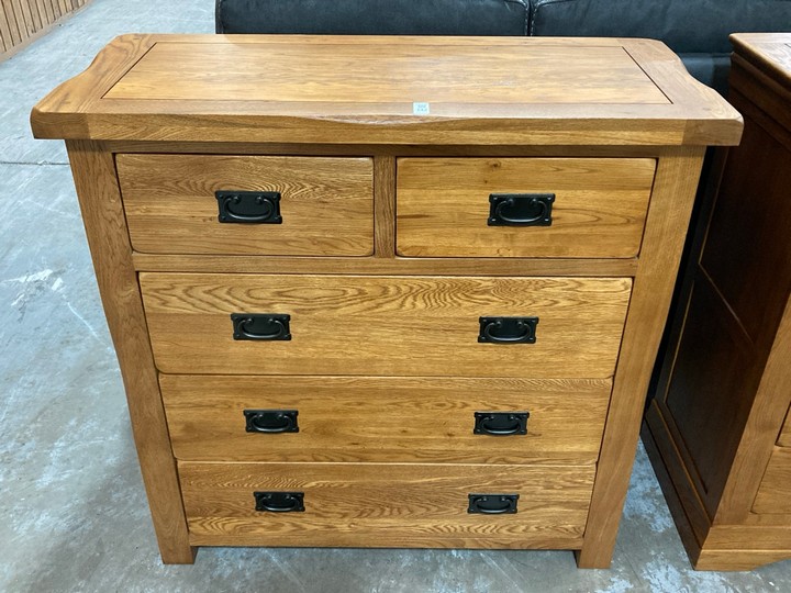 Lot 142  
            Marchington SR10 - Delivery or Collection 

                
OAK FURNITURELAND ORIGINAL RUSTIC SOLID OAK 3+2 CHEST OF DRAWERS - ORIGINAL RRP £...