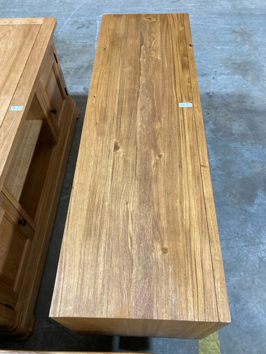Lot 154  
            Marchington SR10 - Delivery or Collection 

                
OAK FURNITURELAND PARQUET BRUSHED AND GLAZED OAK LARGE UNIT - ORIGINAL RRP £499.9...