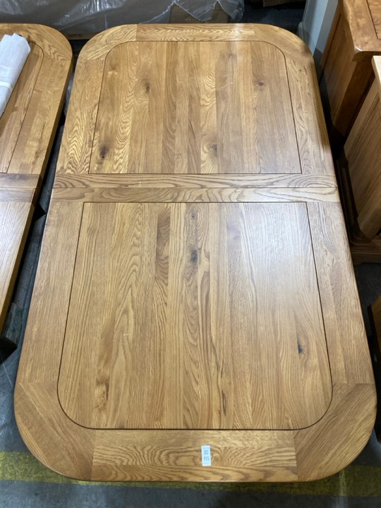 Lot 155  
            Marchington SR10 - Delivery or Collection 

                
OAK FURNITURELAND HERCULES EXTENDING DINING TABLE IN NATURAL SOLID OAK FINISH - O...