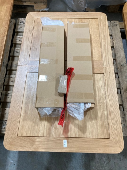 Lot 157  
            Marchington SR10 - Delivery or Collection 

                
OAK FURNITURELAND ROMSEY EXTENDING DINING TABLE IN NATURAL SOLID OAK FINISH - ORI...