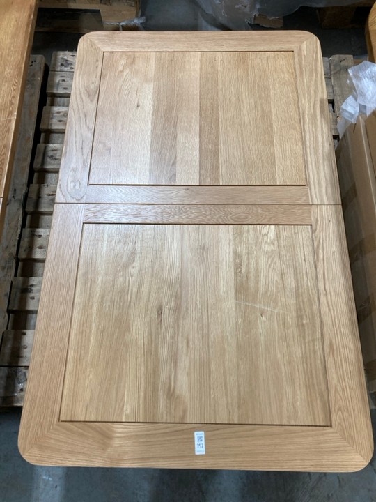 Lot 157  
            Marchington SR10 - Delivery or Collection 

                
OAK FURNITURELAND ROMSEY EXTENDING DINING TABLE IN NATURAL SOLID OAK FINISH - ORI...