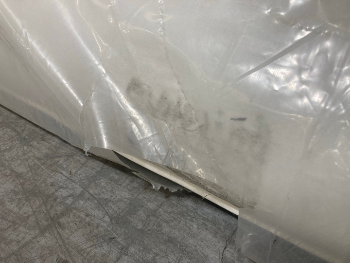 Lot 164  
            Marchington SR10 - Delivery or Collection 

                
LOAF.COM OUR PERFECT KING SIZE MATTRESS - ORIGINAL RRP £795: LOCATION - A3