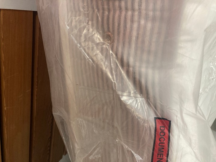 Lot 164  
            Marchington SR10 - Delivery or Collection 

                
LOAF.COM OUR PERFECT KING SIZE MATTRESS - ORIGINAL RRP £795: LOCATION - A3