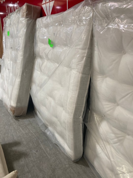 Lot 165  
            Marchington SR10 - Delivery or Collection 

                
LOAF.COM SOFA BED MATTRESS : SIZE 153 X 180CM: LOCATION - A3 - Image 2